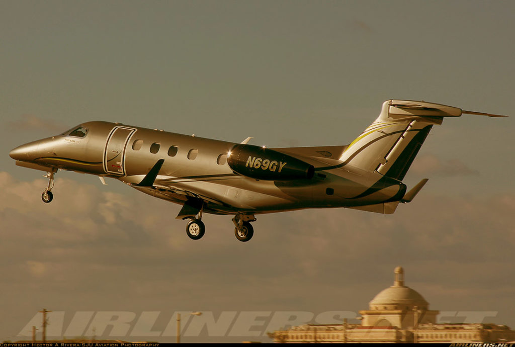 A Private Jet Designer's trajectory in Aircraft Exterior Liveries - Valeria Lie Alonso - Embraer Phenom 300